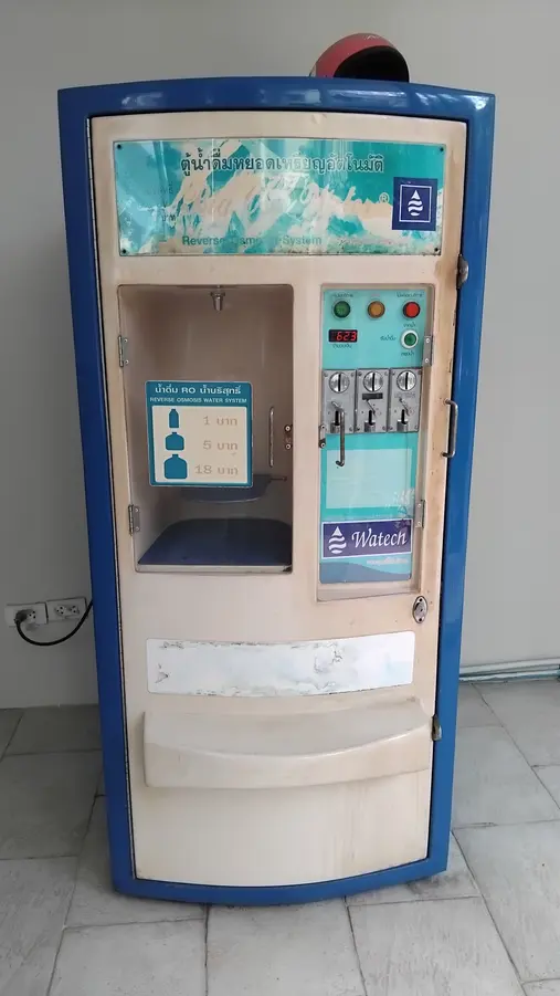 ezgif 230646740654a689